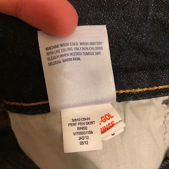 Old Navy, Dark Denim Pencil Skirt, Indigo, Jean 2 - Picture 9 of 12